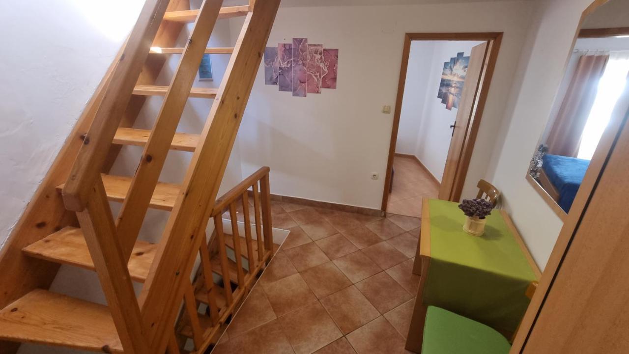 Apartment Igor With Balcony And Sea View Baška Buitenkant foto