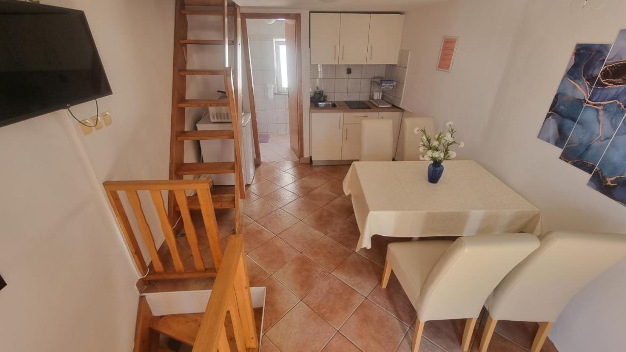 Apartment Igor With Balcony And Sea View Baška Buitenkant foto